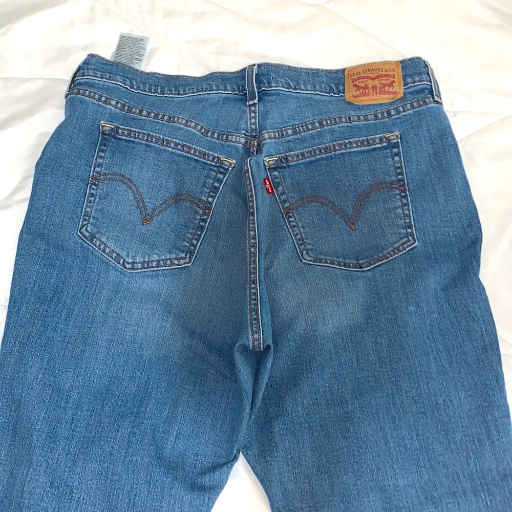 Woman’s Levi wedgie skinny